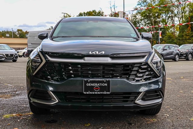 2023 Kia Sportage EX photo 2