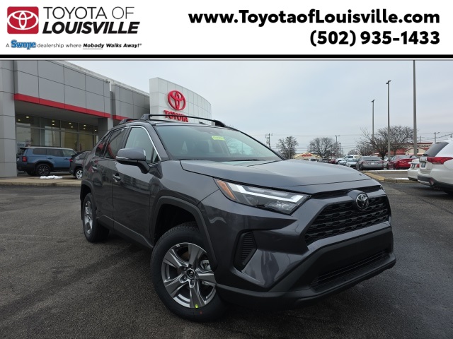 2025 Toyota RAV4 XLE's photo