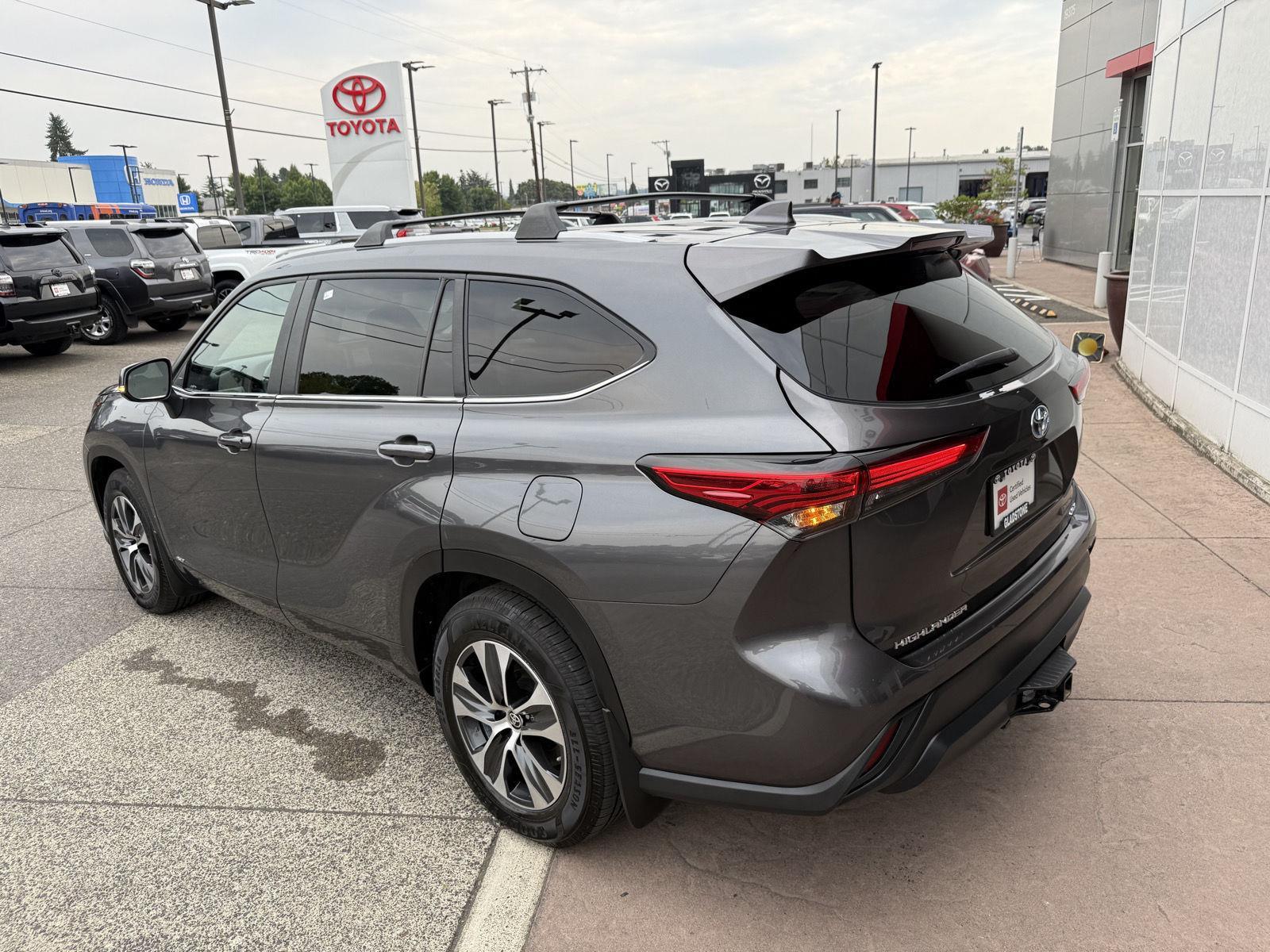 2023 Toyota Highlander Limited Platinum XLE XSE photo 4