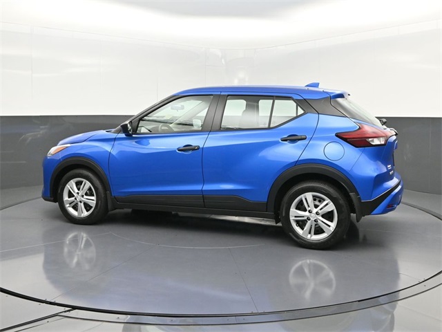 2025 Nissan Kicks Play S photo 4