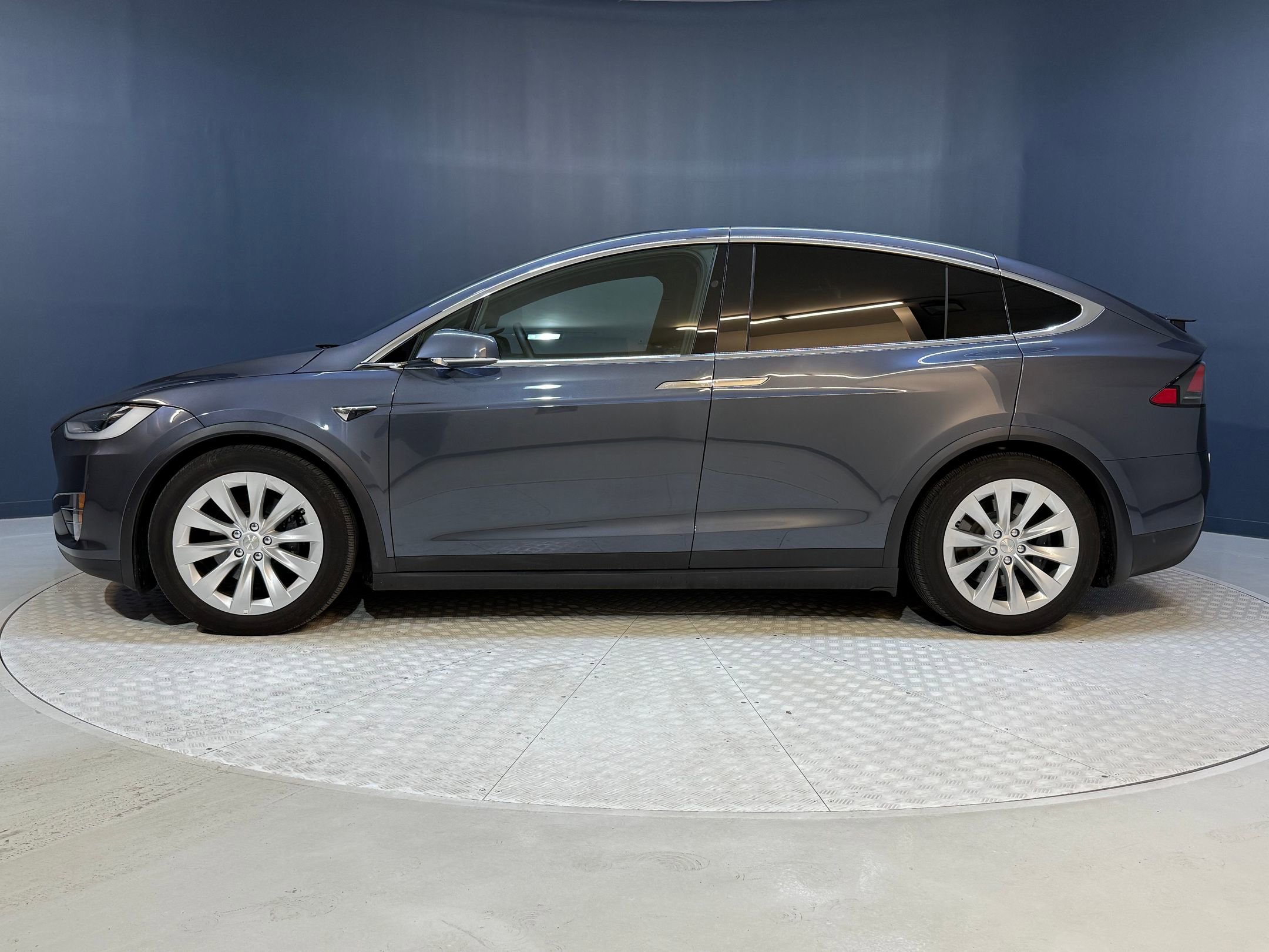 Used 2020 Tesla Model X Long Range with VIN 5YJXCDE22LF305903 for sale in Orlando, FL