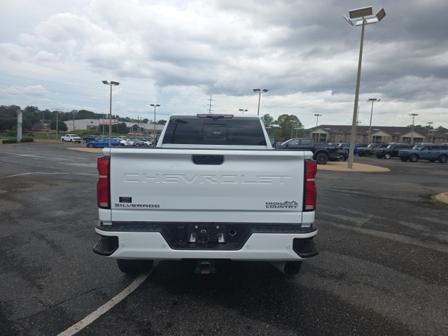 2024 Chevrolet Silverado 2500HD High Country photo 3