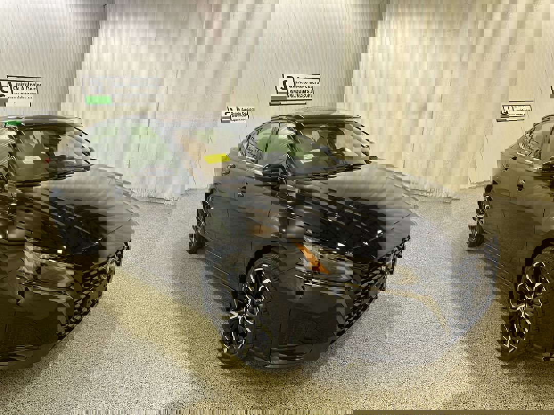 2025 Nissan Altima SR's photo