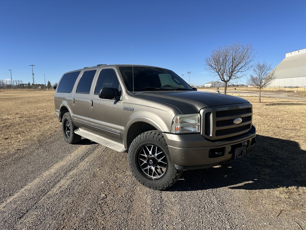 2005 Ford Excursion Limited's photo