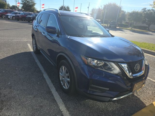 2020 Nissan Rogue SV photo 2