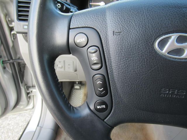 2007 Hyundai Santa Fe Limited photo 16