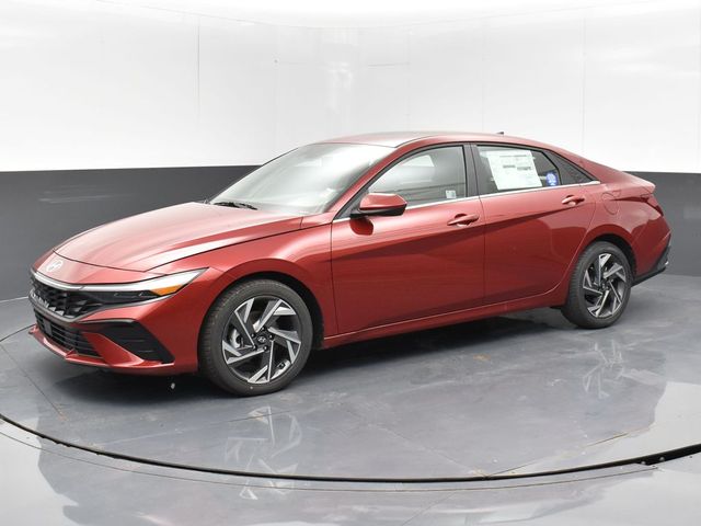 2024 Hyundai Elantra SEL Convenience photo 13