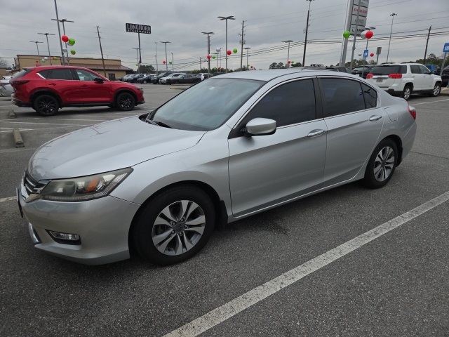 2015 Honda Accord LX's photo