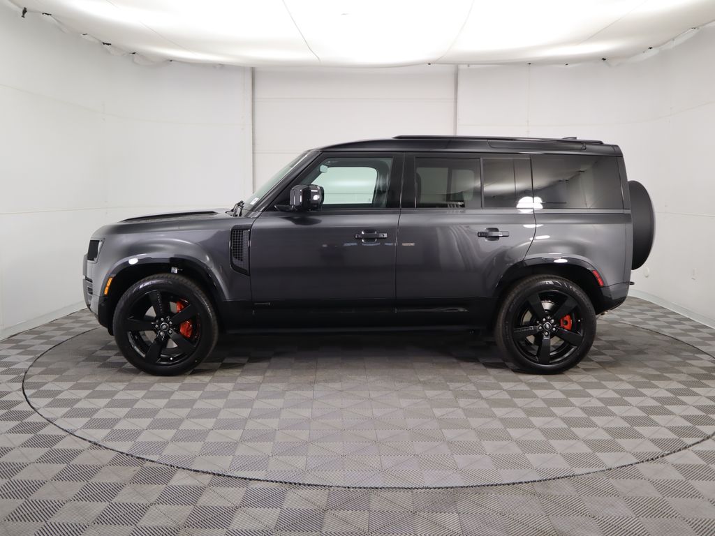 2025 Land Rover Defender 110 X photo 8