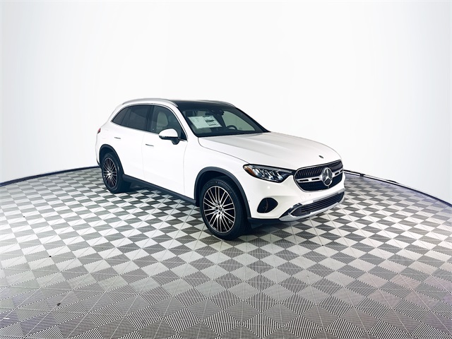 2026 Mercedes Benz GLC 300 photo 28