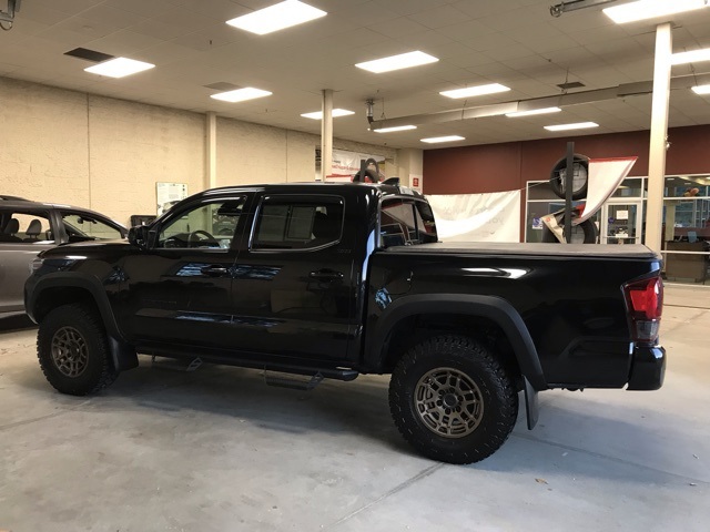 2022 Toyota Tacoma SR5 photo 6
