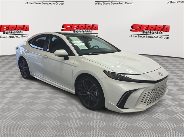 2025 Toyota Camry XSE's photo