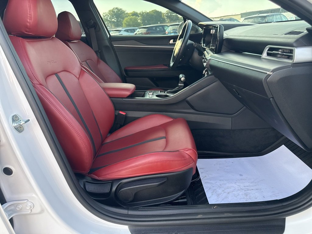 2023 Kia K5 GT-Line photo 10