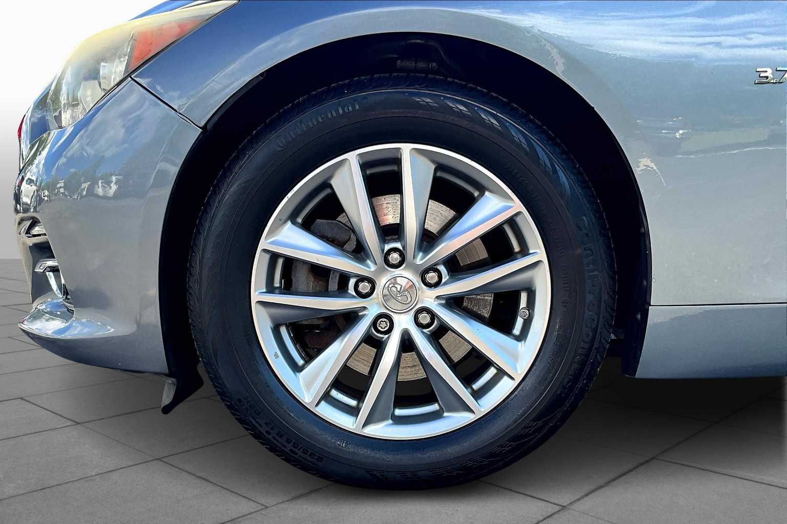 2014 Infiniti Q50 Premium photo 10