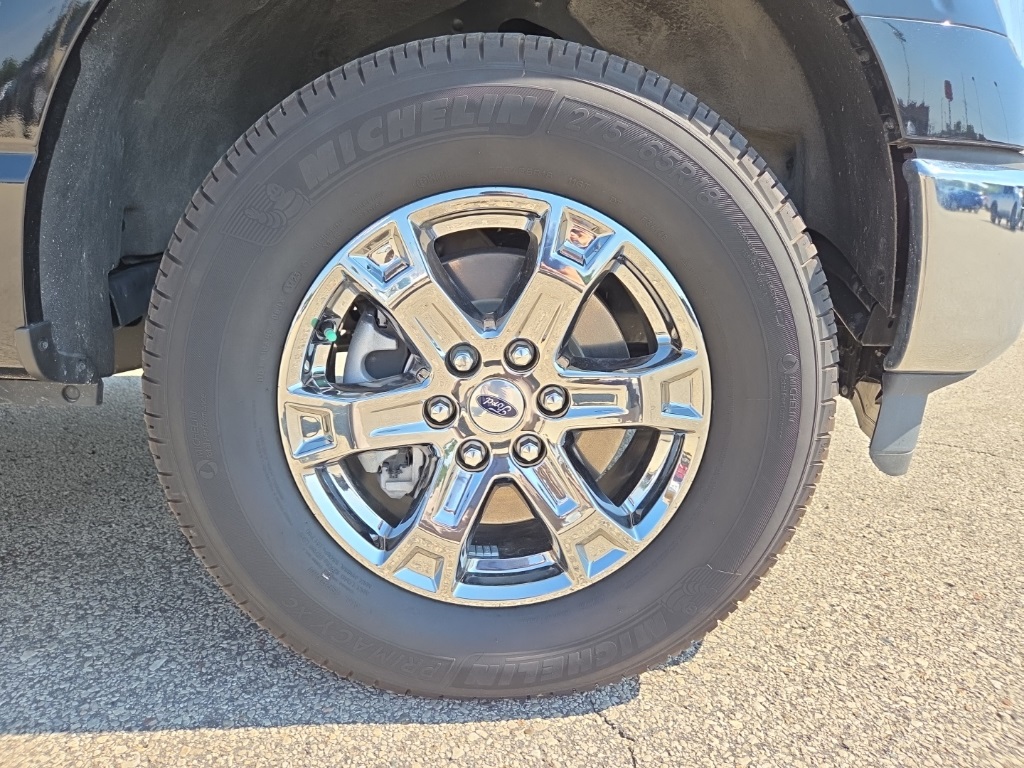 2023 Ford F-150 XLT photo 14