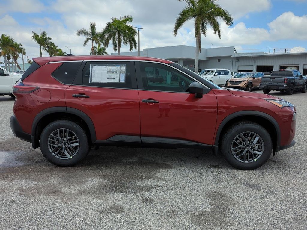 2023 Nissan Rogue S photo 4