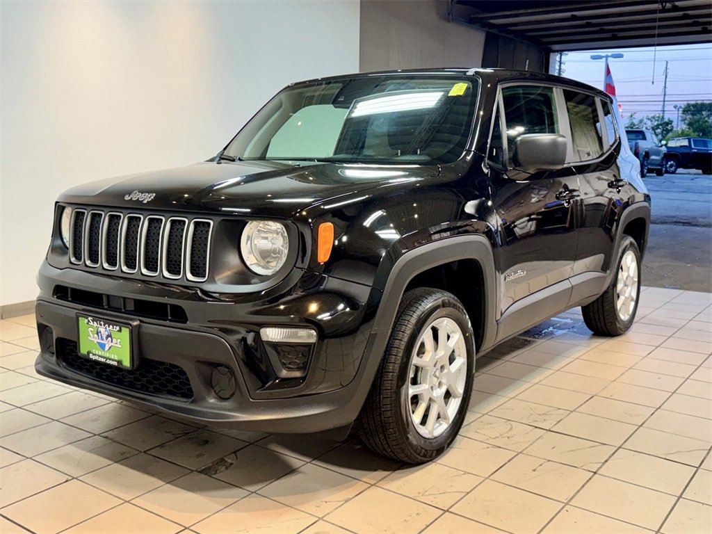 2023 Jeep Renegade Latitude Upland photo 11