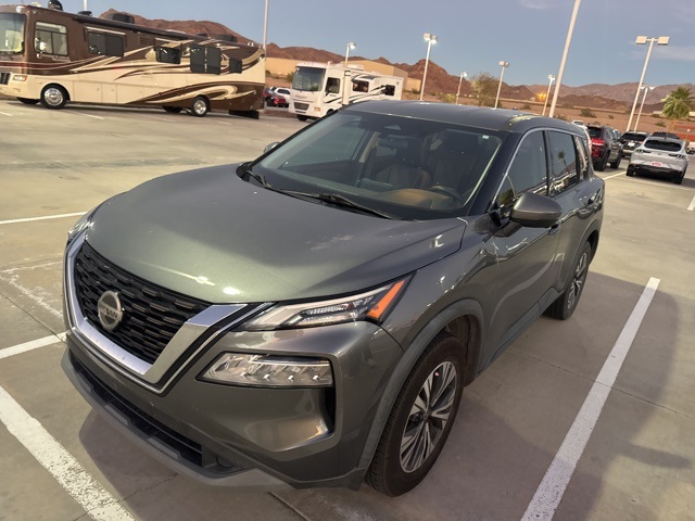 2021 Nissan Rogue SV's photo