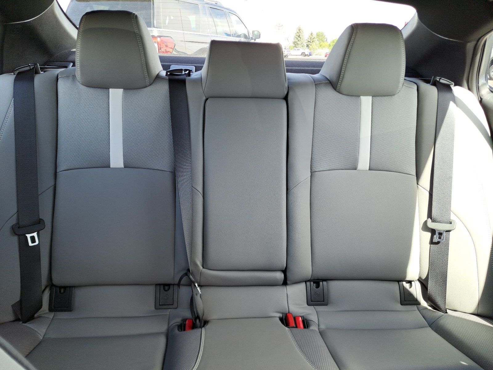 2025 Toyota Camry SE photo 26