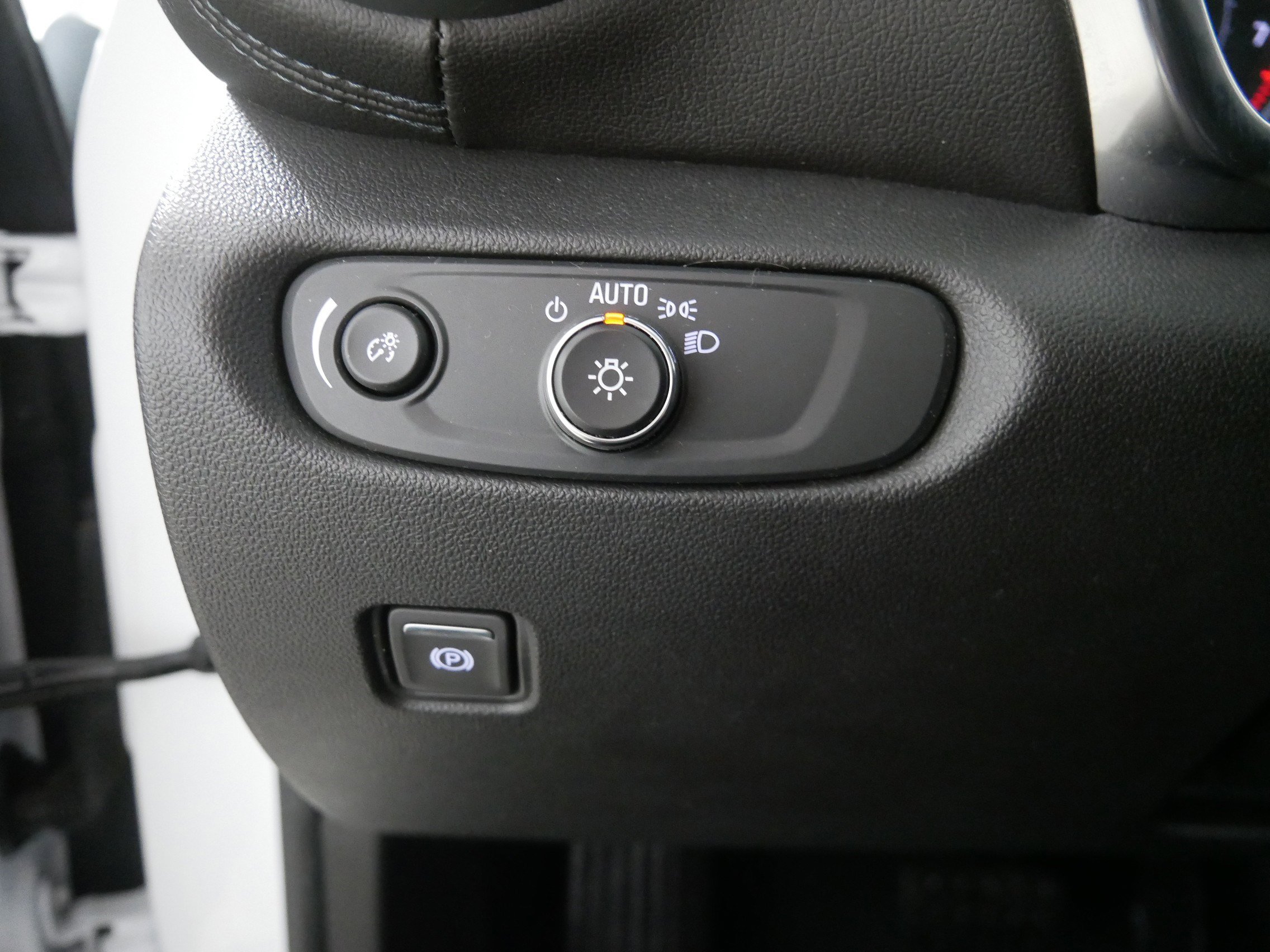 2022 Chevrolet Blazer 2LT photo 25