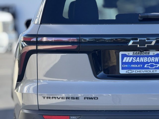 2026 Chevrolet Traverse Z71 photo 4