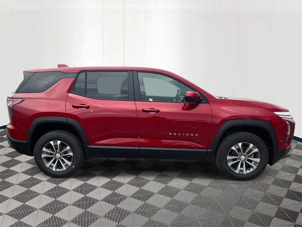 2026 Chevrolet Equinox LT photo 4