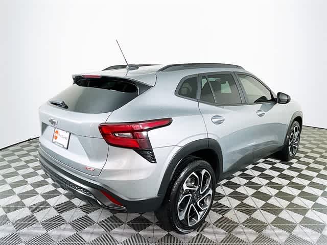 2024 Chevrolet Trax photo 7