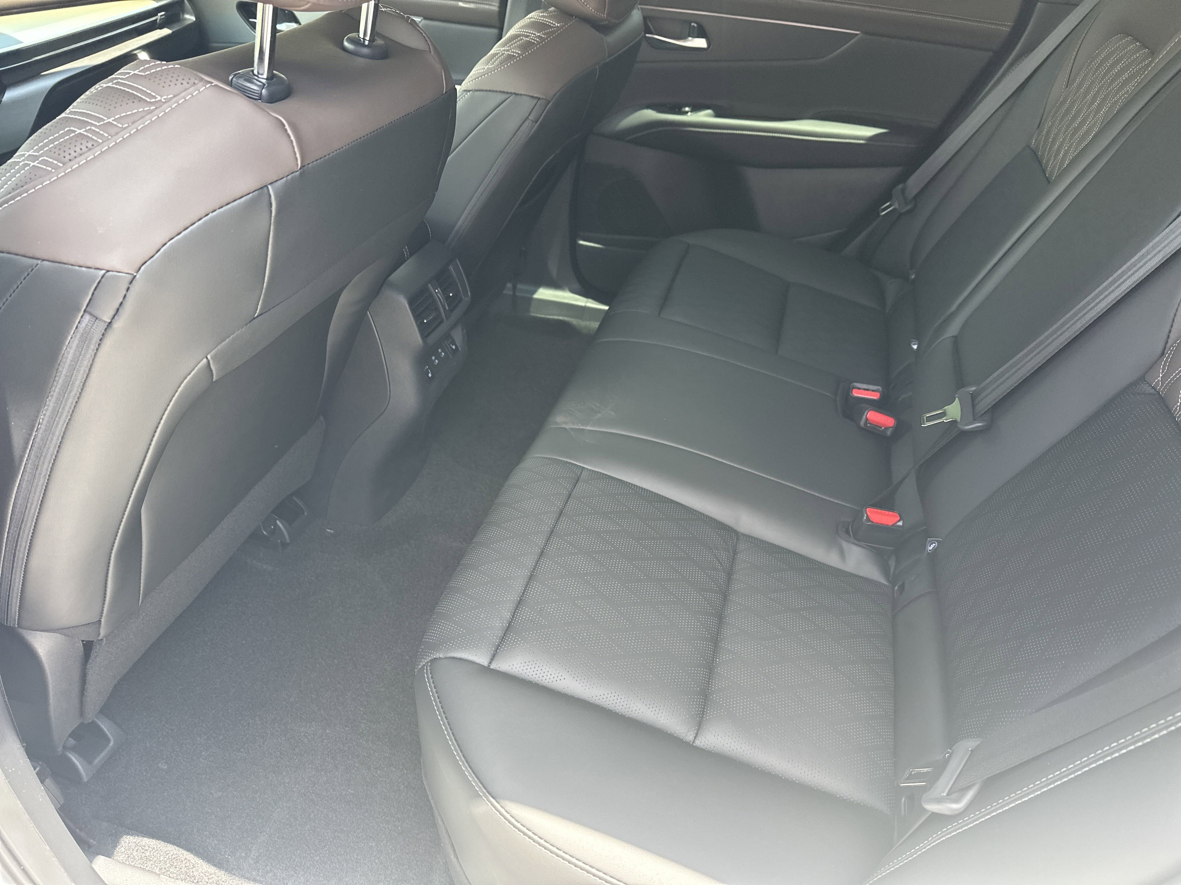 2025 Nissan Murano Platinum photo 13