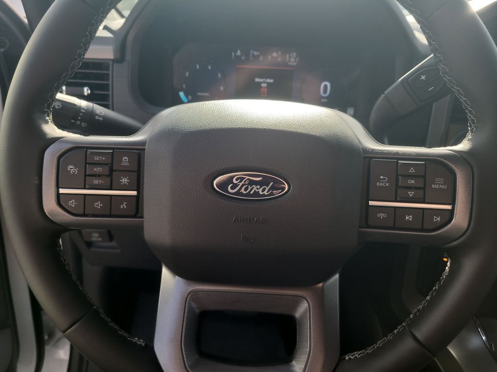 2025 Ford F-150 XLT photo 12