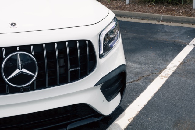 2023 Mercedes Benz GLB 35 AMG 4MATIC photo 3