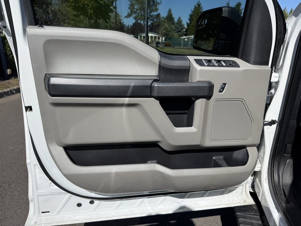 2020 Ford F-150 XL photo 16