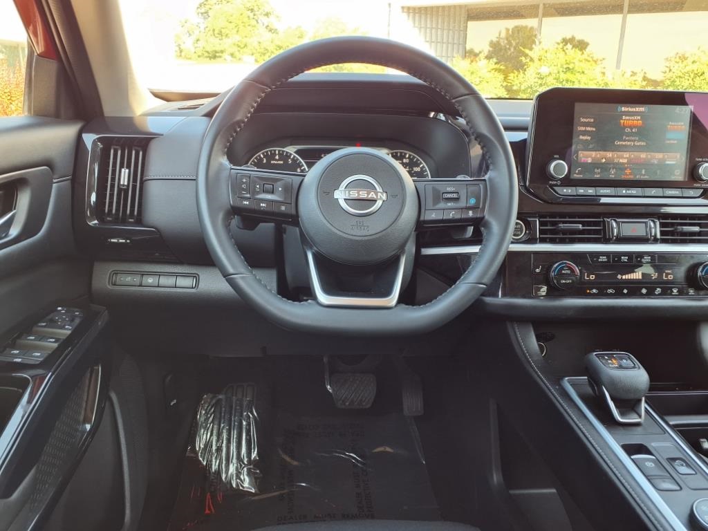 2022 Nissan Pathfinder SV photo 22