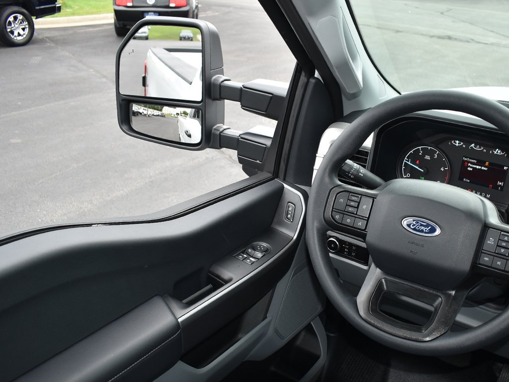 2025 Ford F-250 XLT photo 15