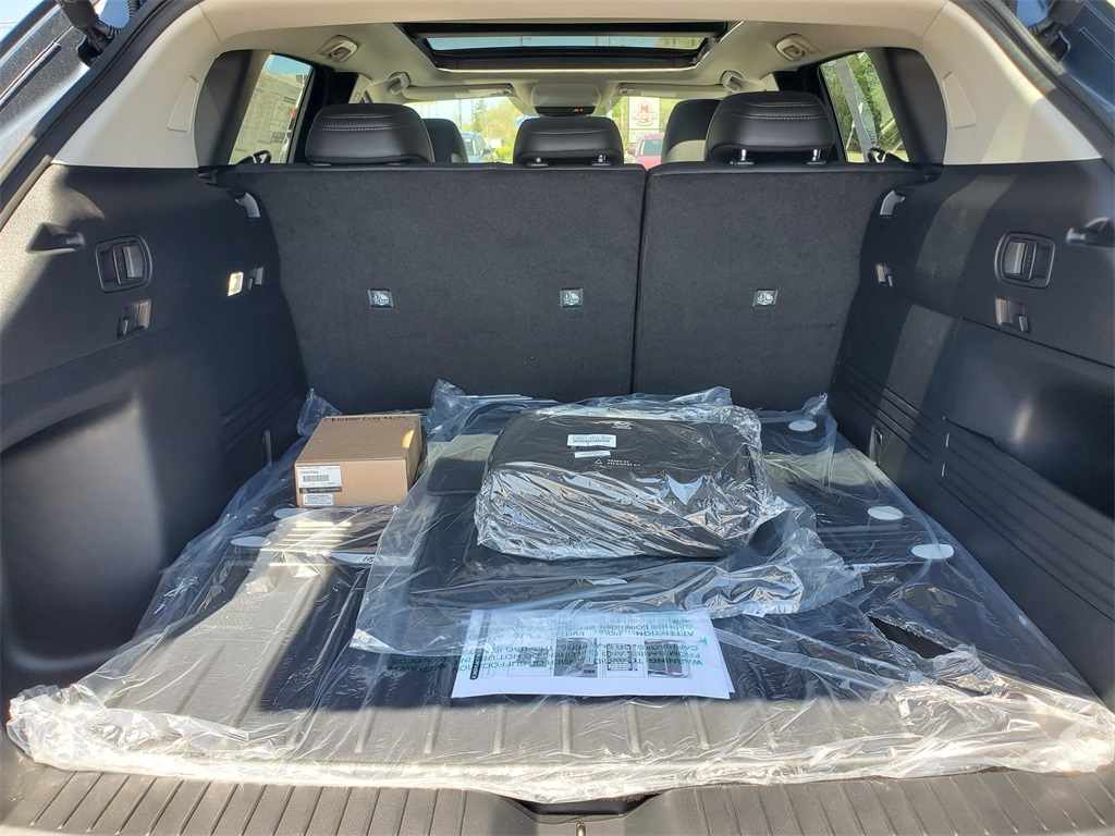 2025 Mazda CX-50 Premium photo 25