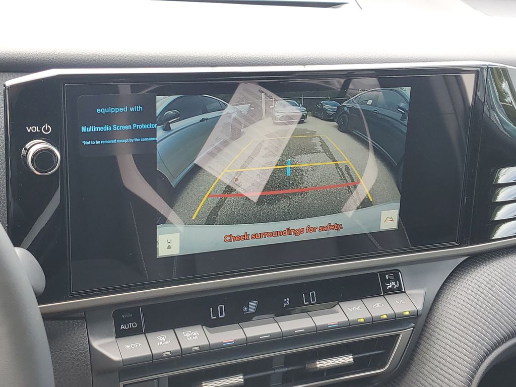 2025 Toyota Camry SE photo 20