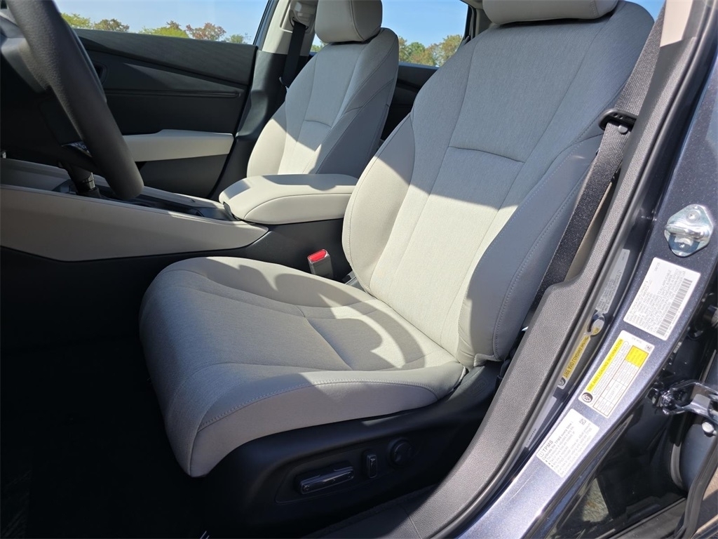2025 Honda Accord SE photo 16