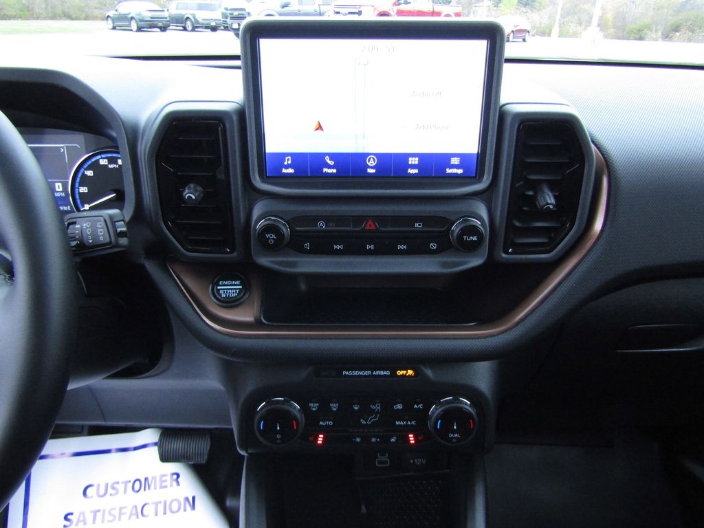 2024 Ford Bronco Sport Badlands photo 3