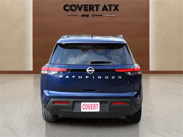 2025 Nissan Pathfinder SV photo 4