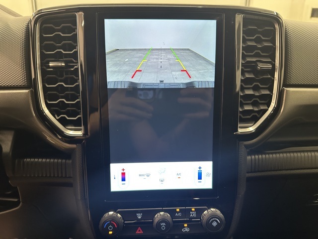 2025 Ford Ranger XLT photo 17
