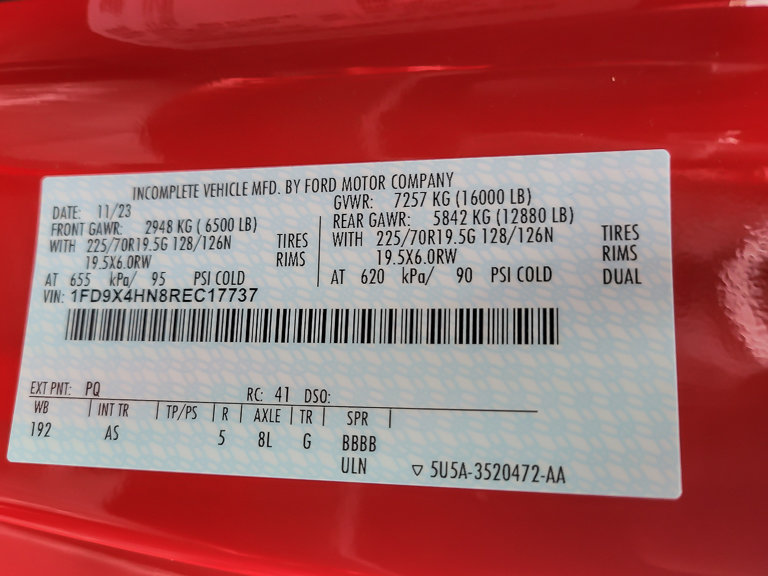 2024 FORD F-450 - Image 25