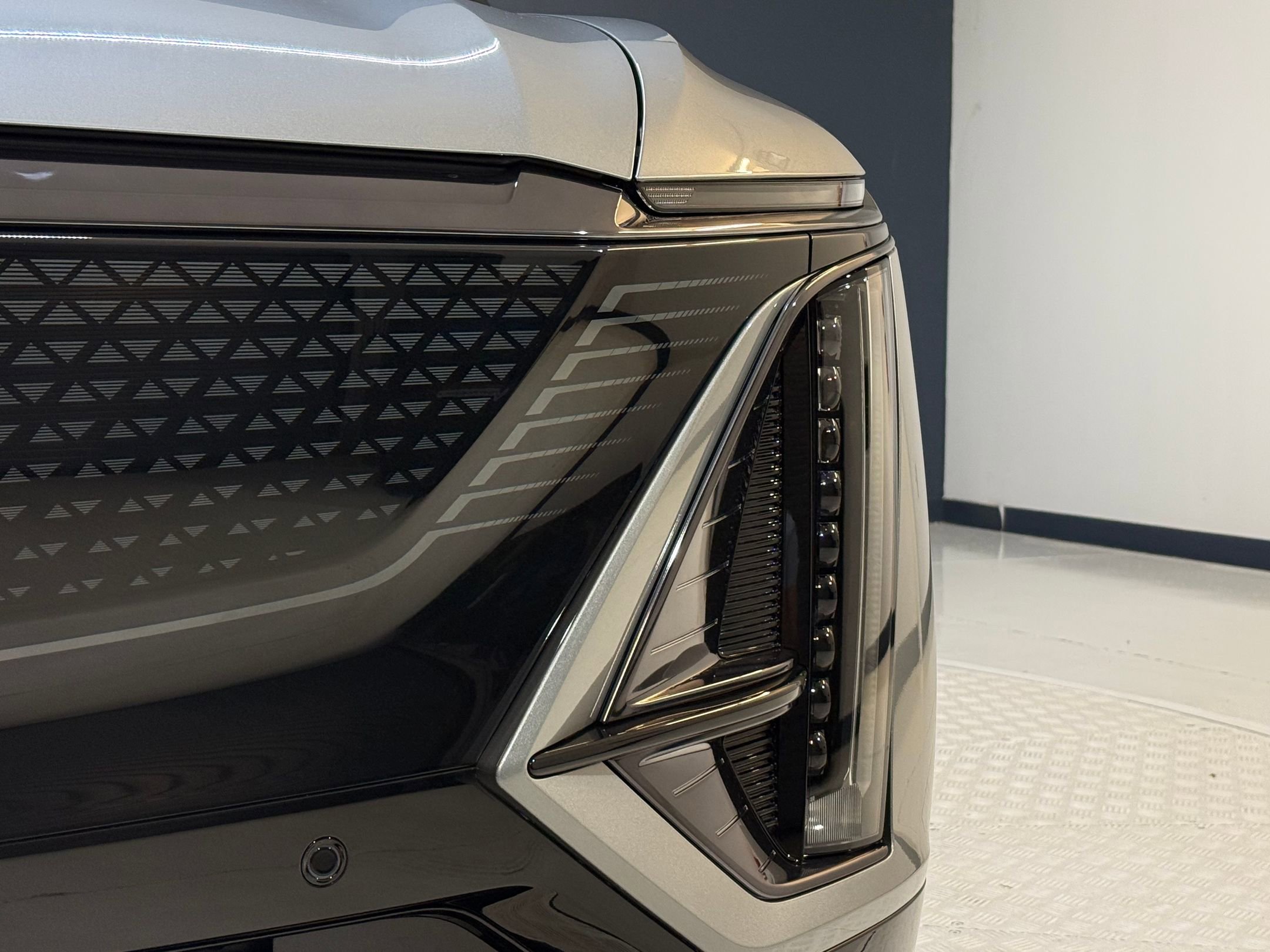 2025 Cadillac Lyriq Sport photo 5