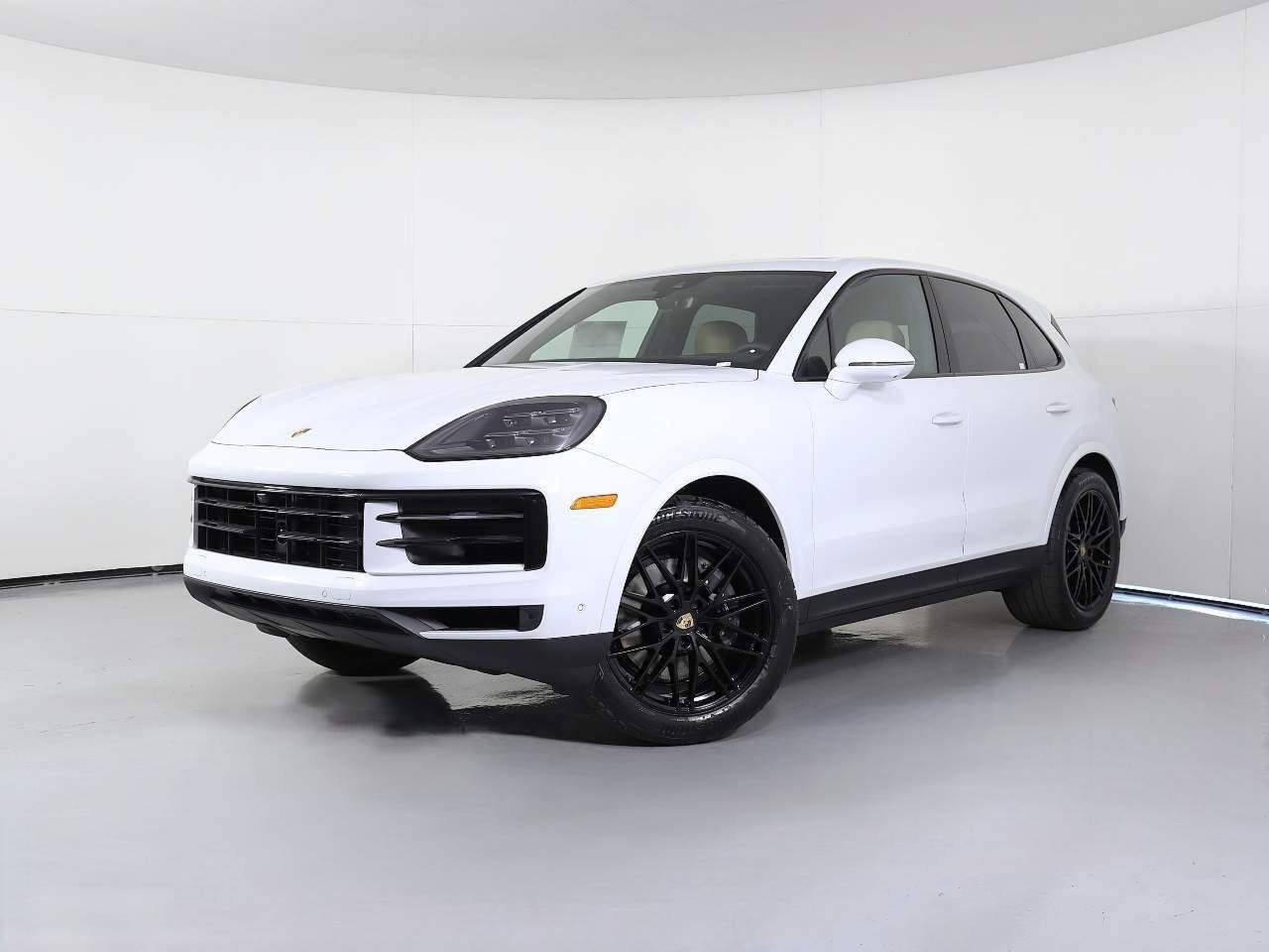 2025 Porsche Cayenne Base's photo