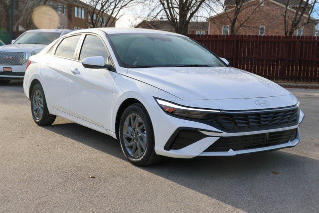 2026 Hyundai Elantra Blue's photo