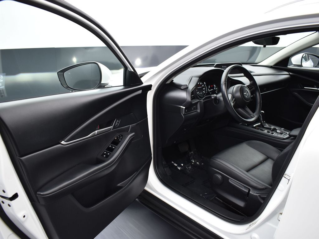 2022 Mazda CX-30 2.5 Select photo 5