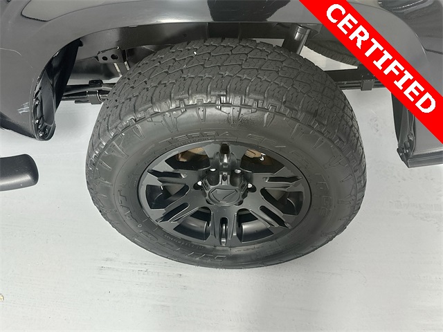 2022 Toyota Tacoma SR5 photo 25
