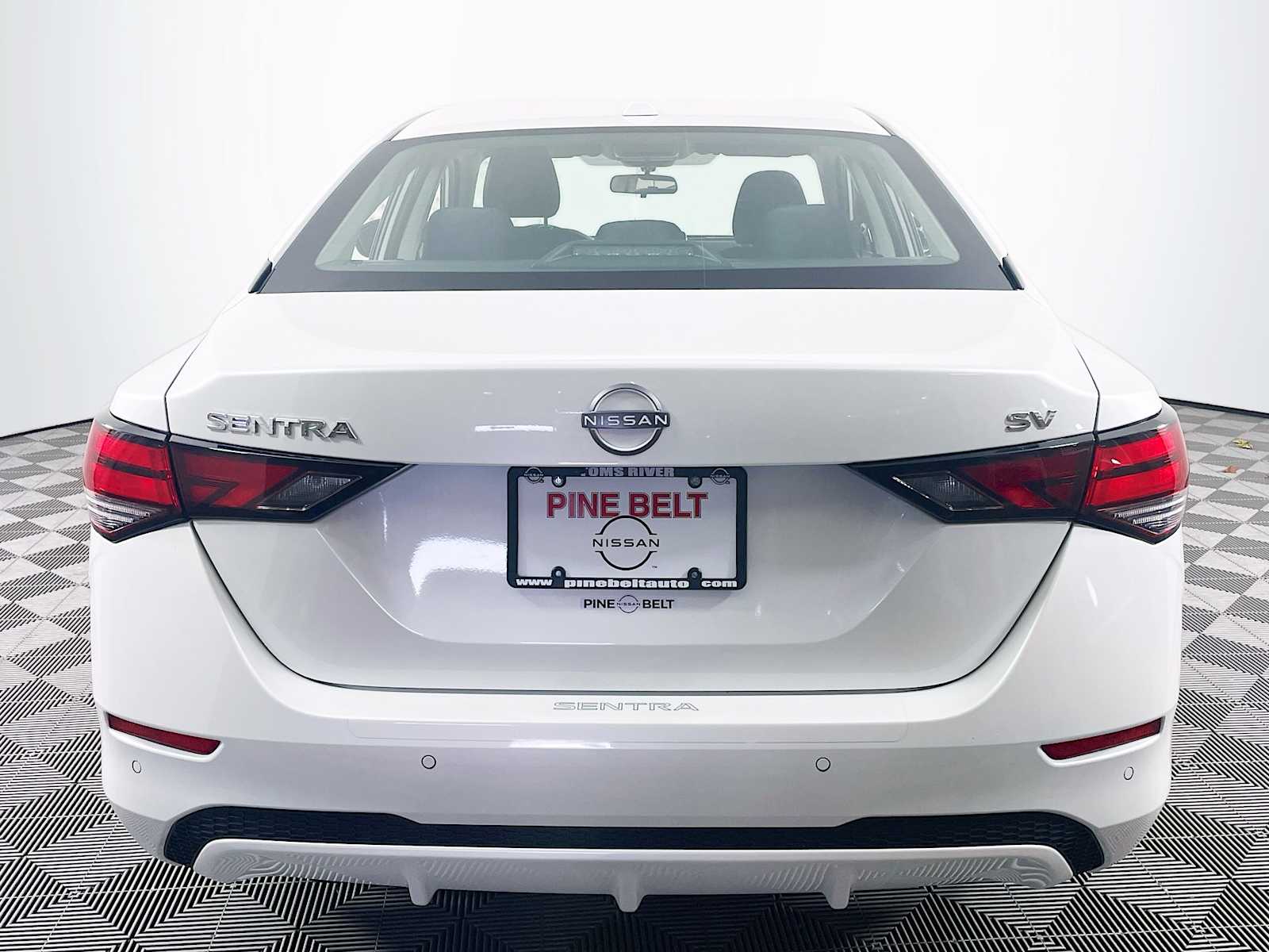 2024 Nissan Sentra SV photo 5