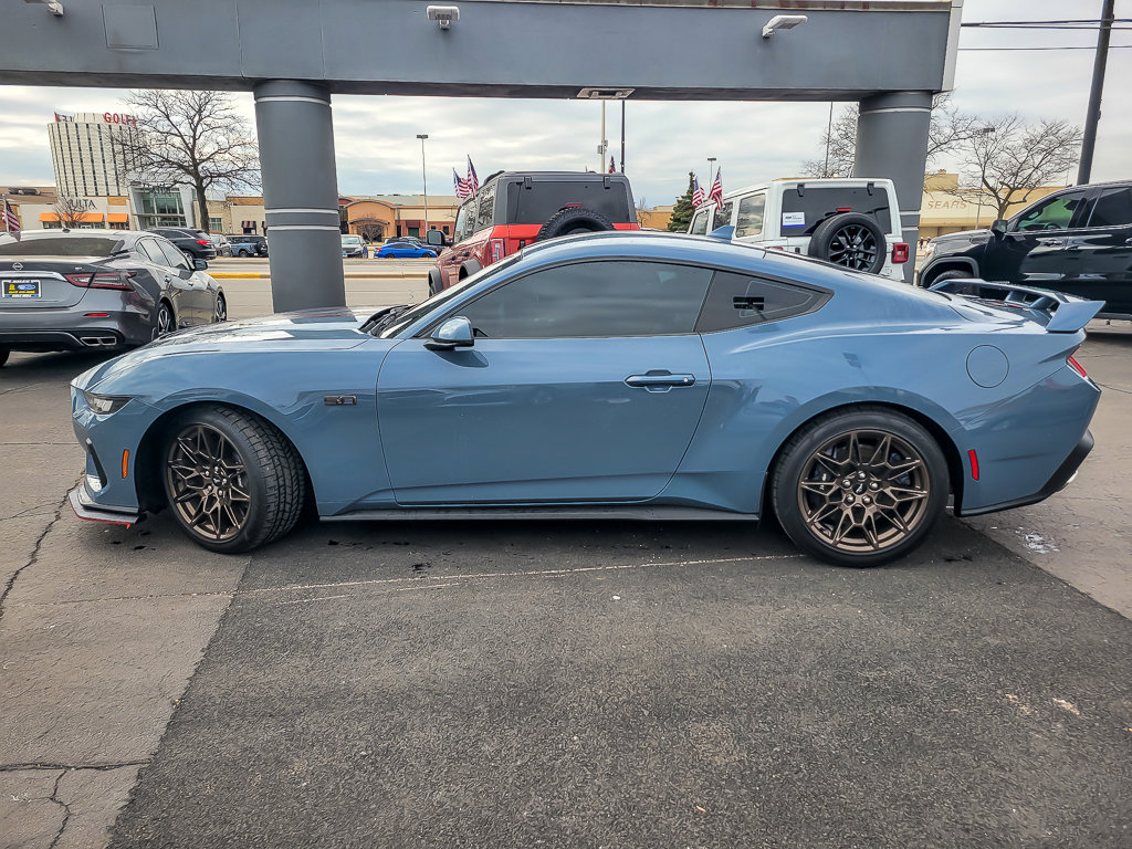 2024 FORD MUSTANG - Image 5