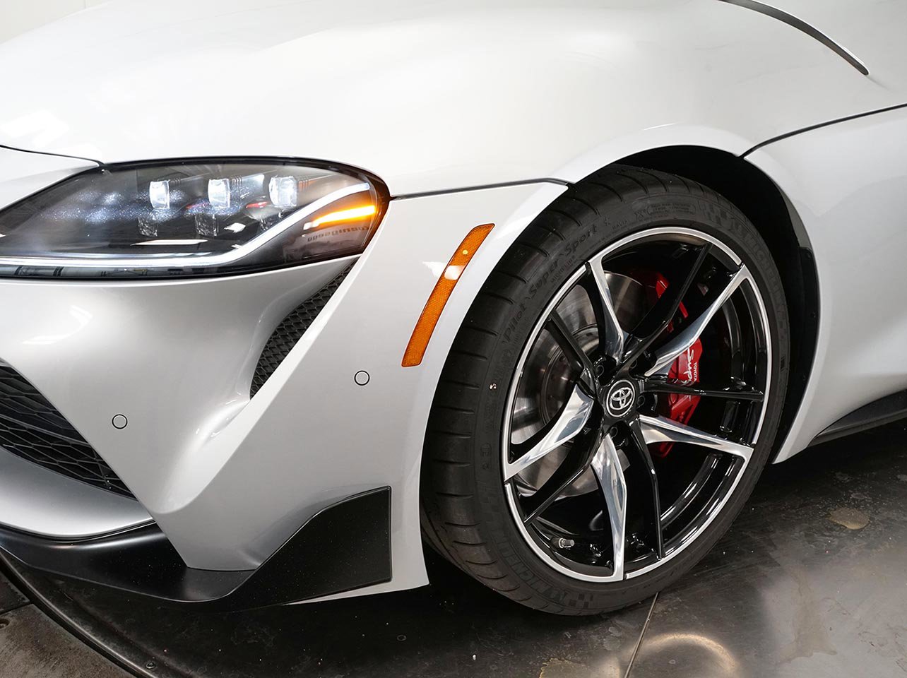 2022 Toyota Supra 3.0 photo 3