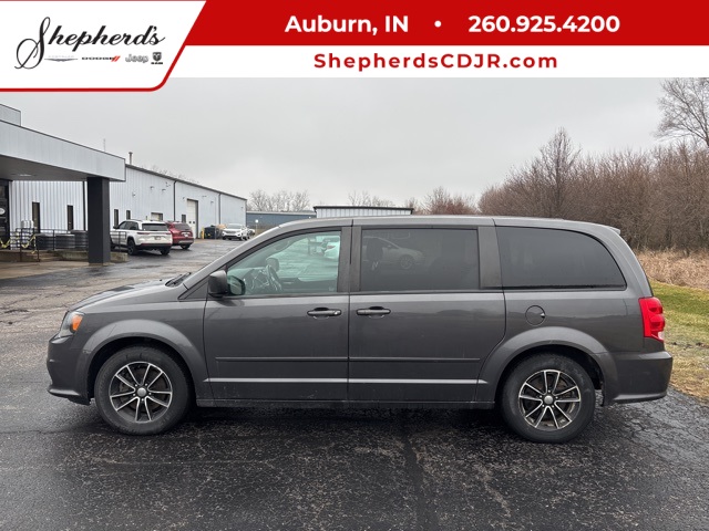 2015 Dodge Grand Caravan SE's photo