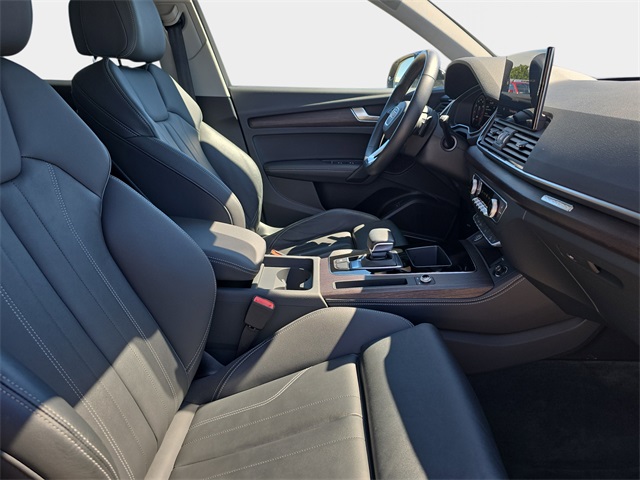 2024 Audi Q5 45 S line Premium Plus photo 10